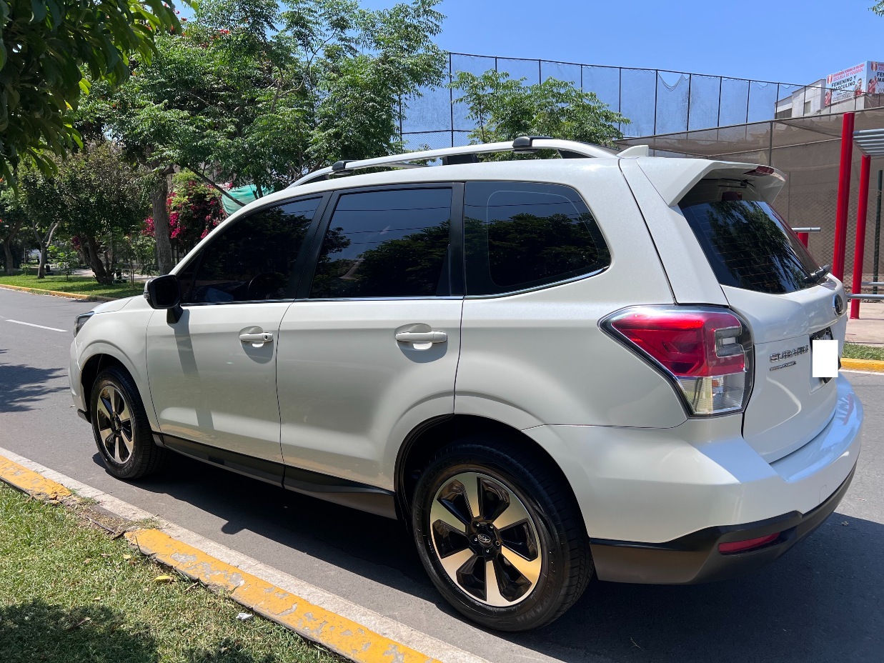 SUBARU NEW FORESTER 2018 40 Kms.