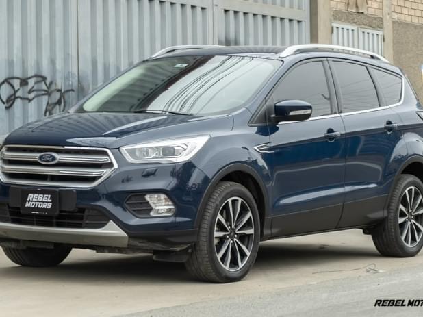 FORD ESCAPE 2019 18.953 Kms.