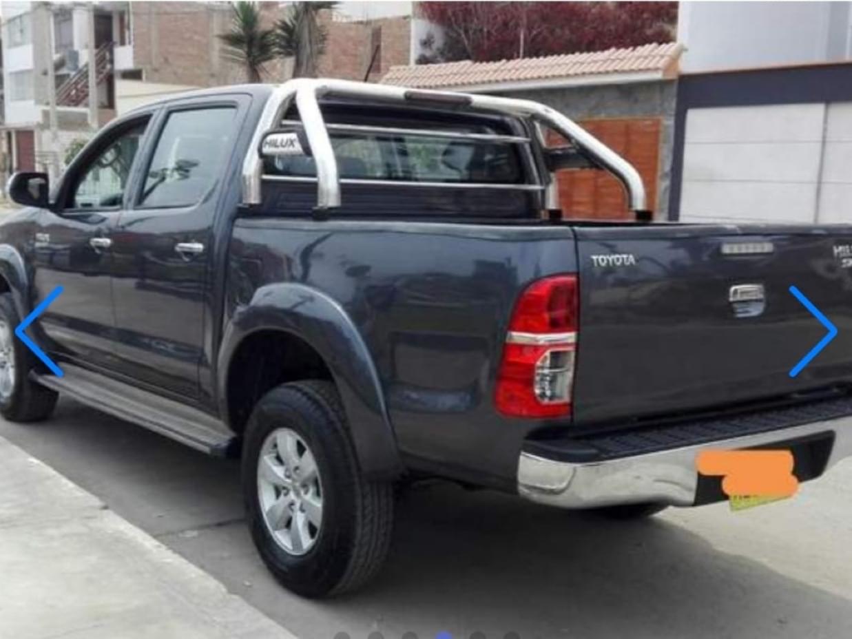 TOYOTA HILUX 2013 156.454 Kms.
