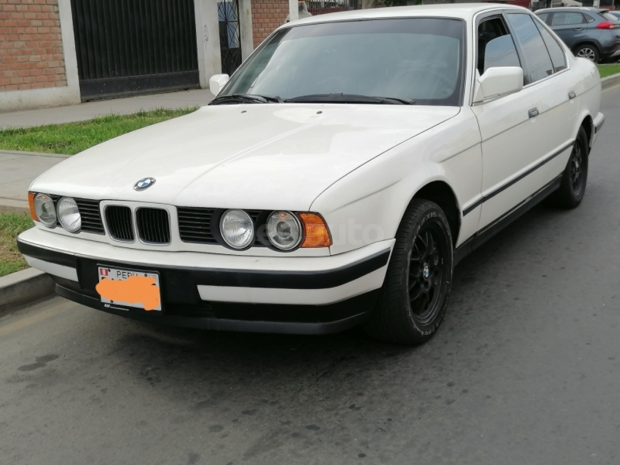 BMW 520 1989 200.000 Kms.