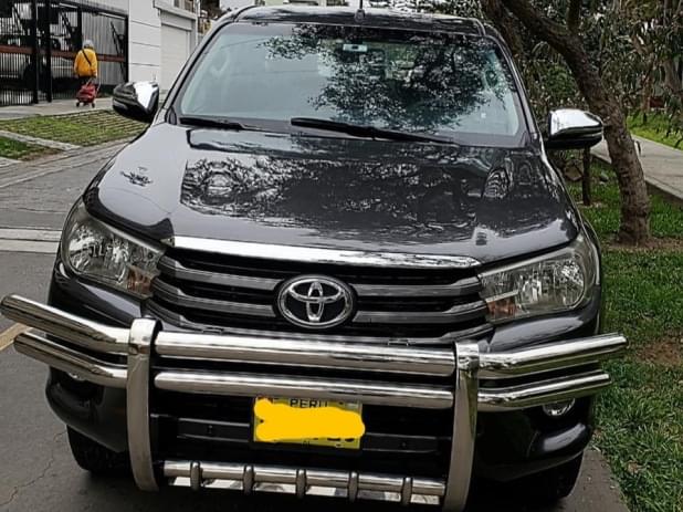 TOYOTA HILUX 2016 72.000 Kms.
