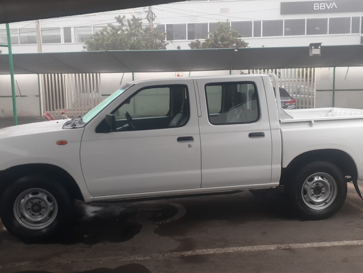 Nissan terrano pickup