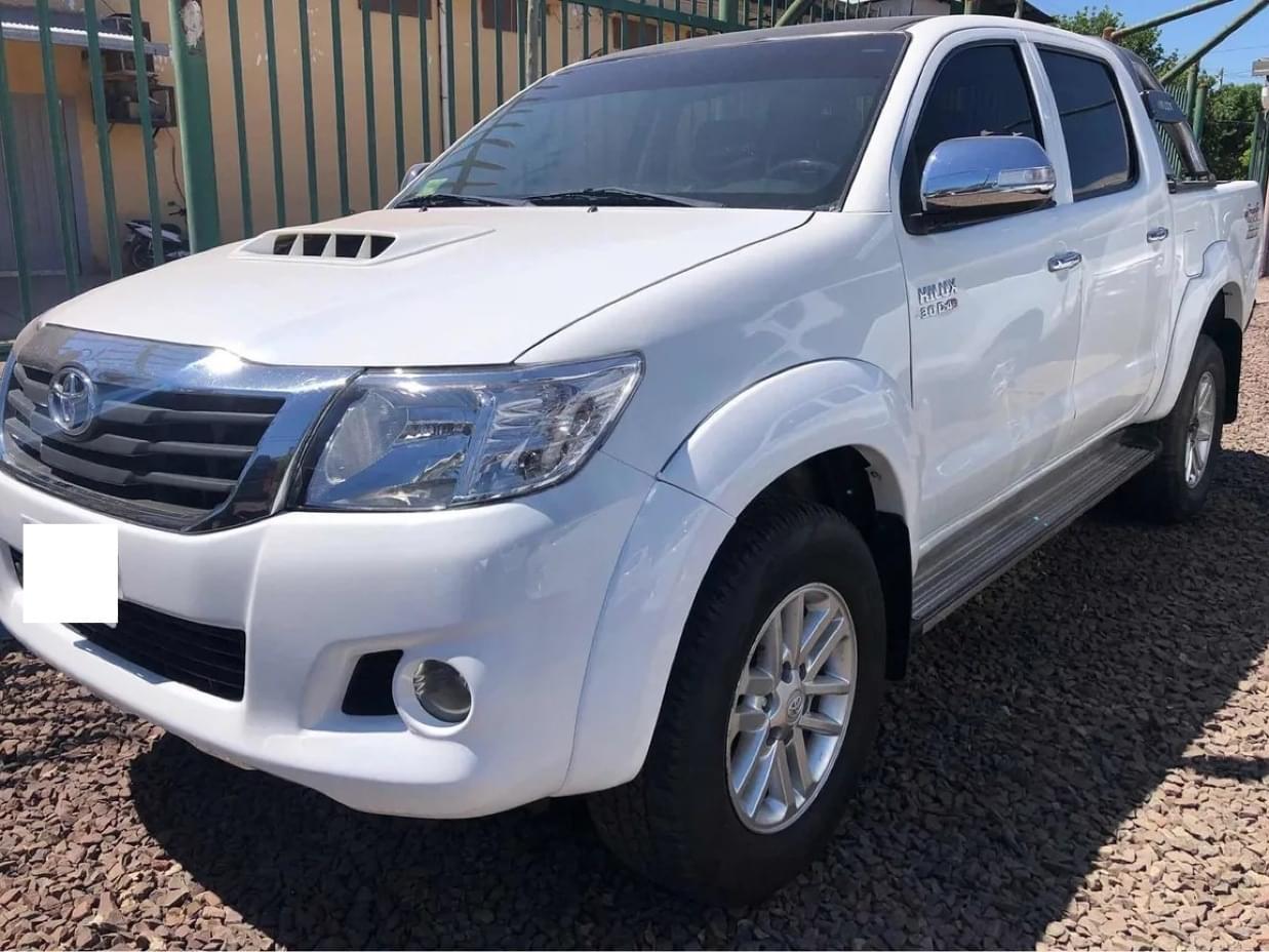 TOYOTA HILUX 2013 75.842 Kms.