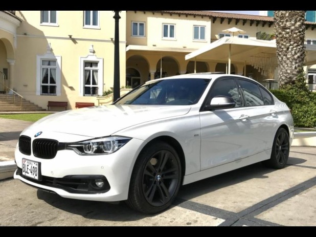 BMW 330 2019 9.000 Kms.