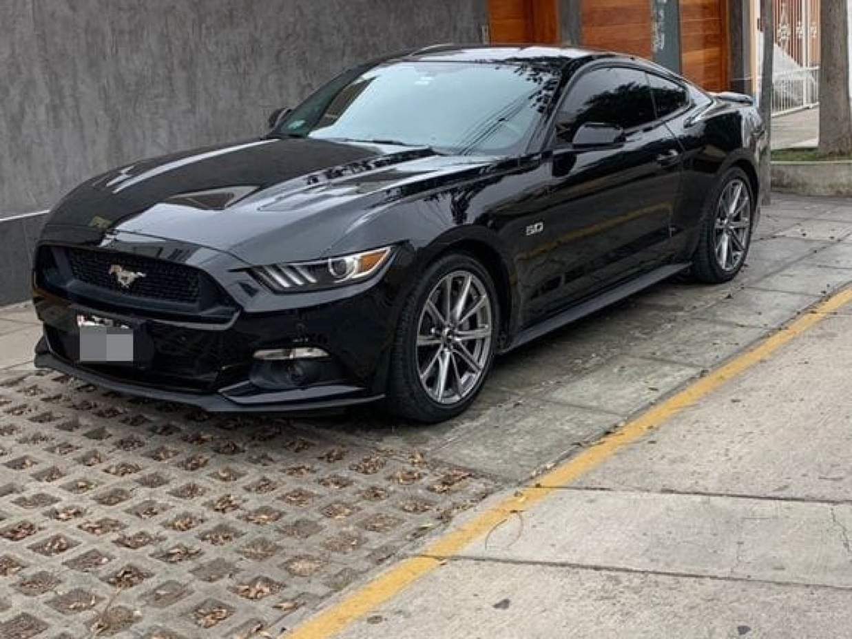 FORD MUSTANG 2015 16.310 Kms.