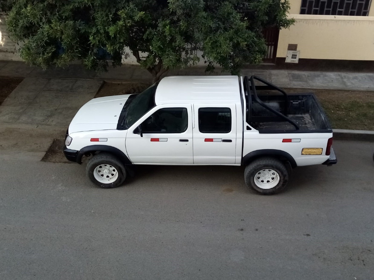 Nissan terrano pickup